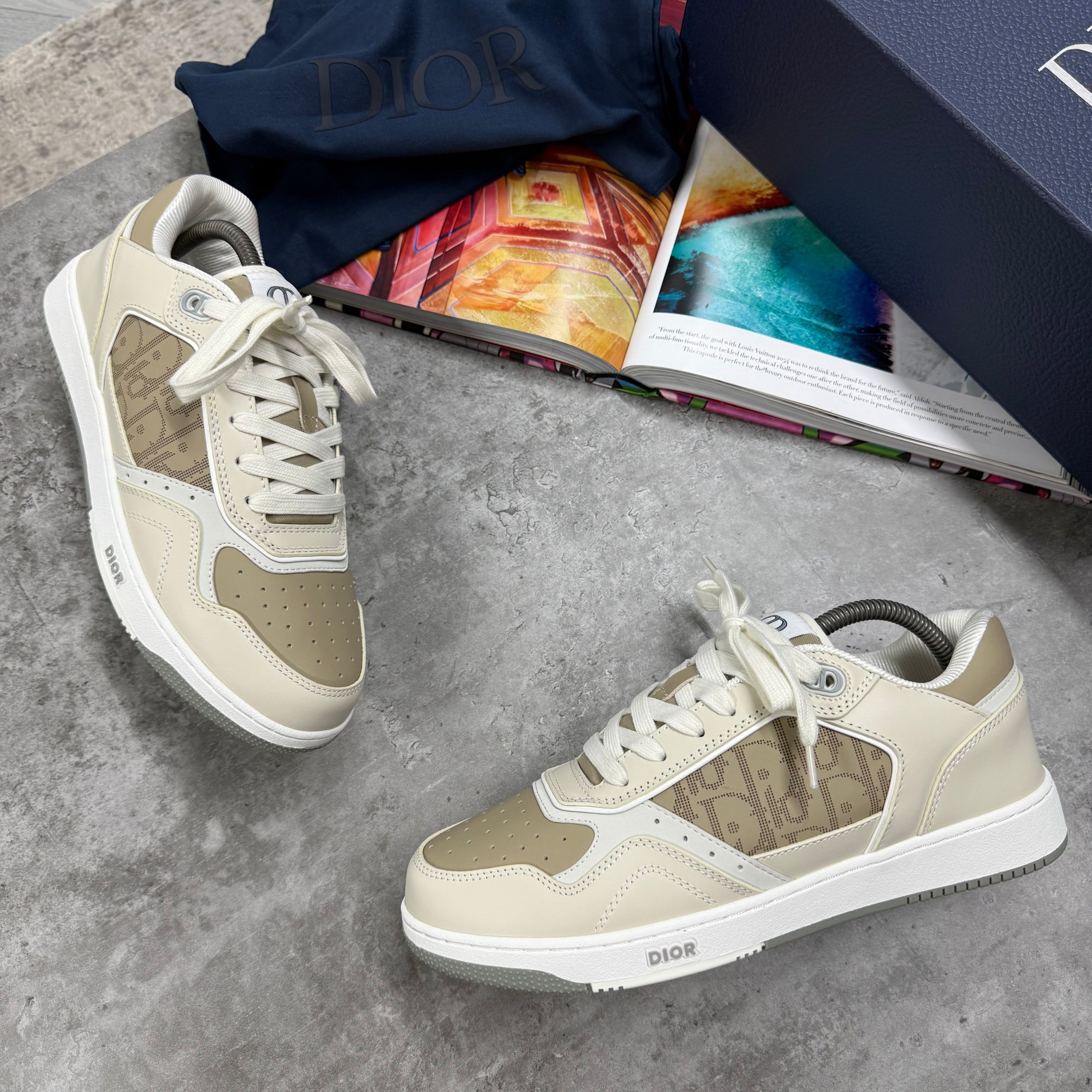 B27 TRAINER - BEIGE / WHITE