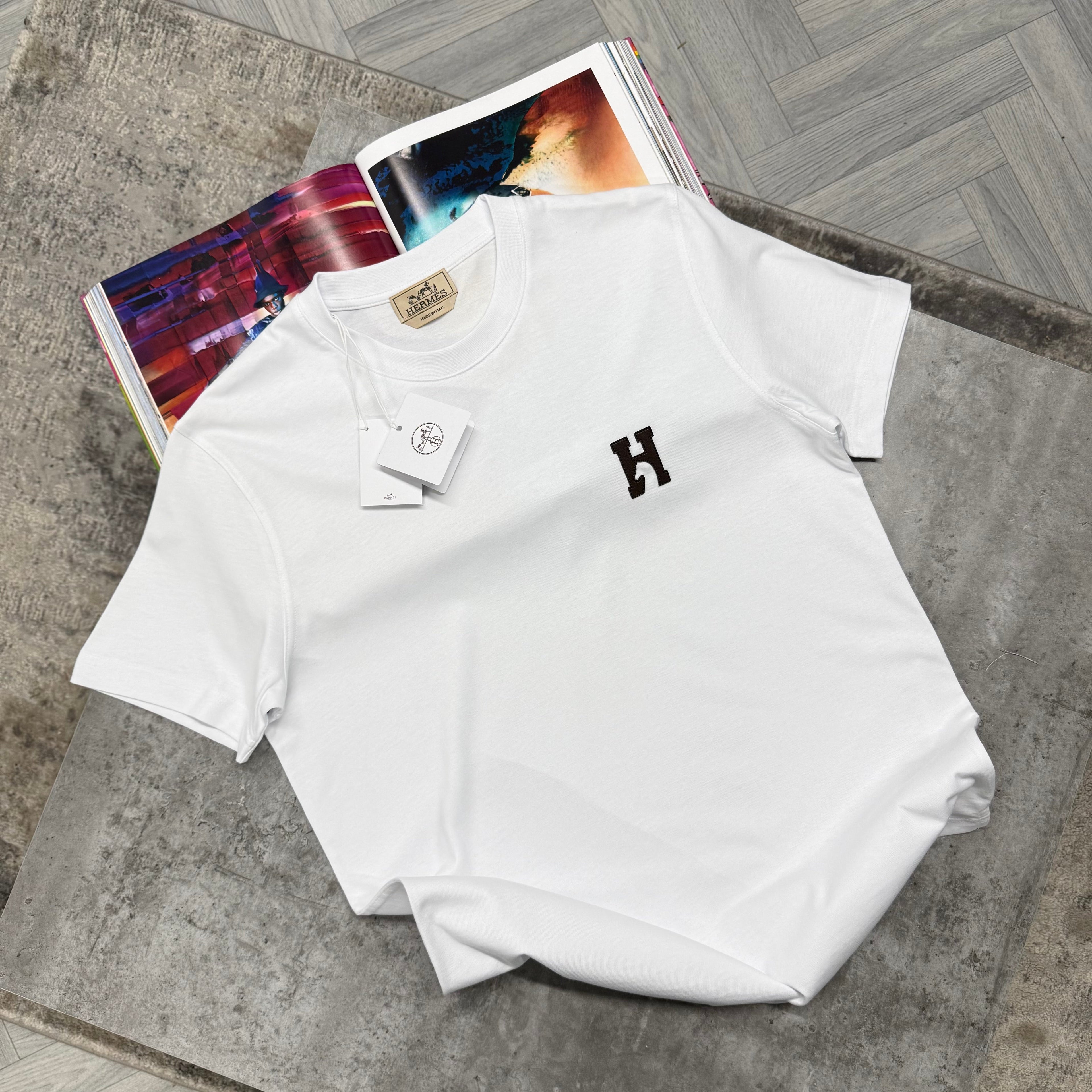 H LOGO T SHIRT - WHITE