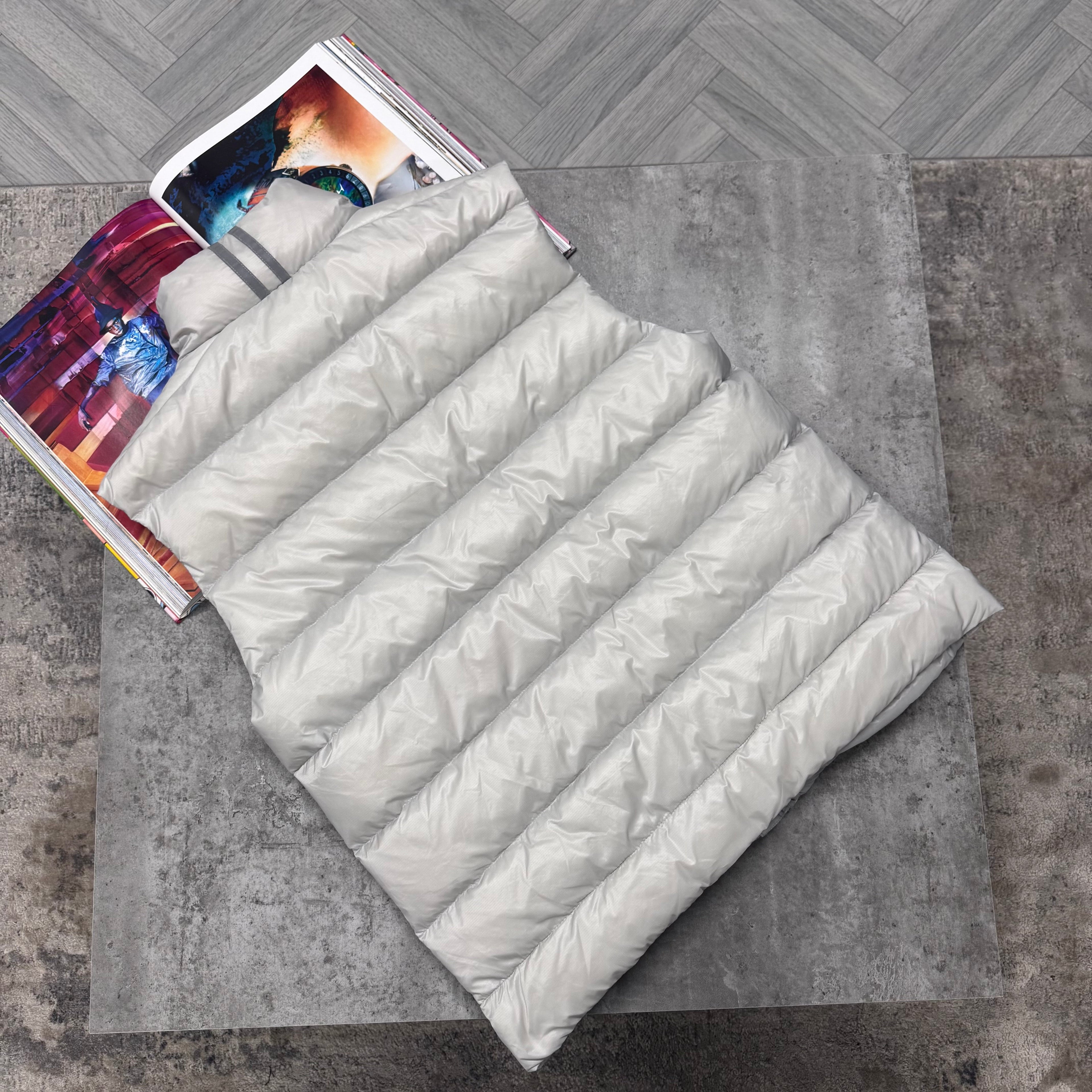 CG CROFTON GILET - LIGHT GREY